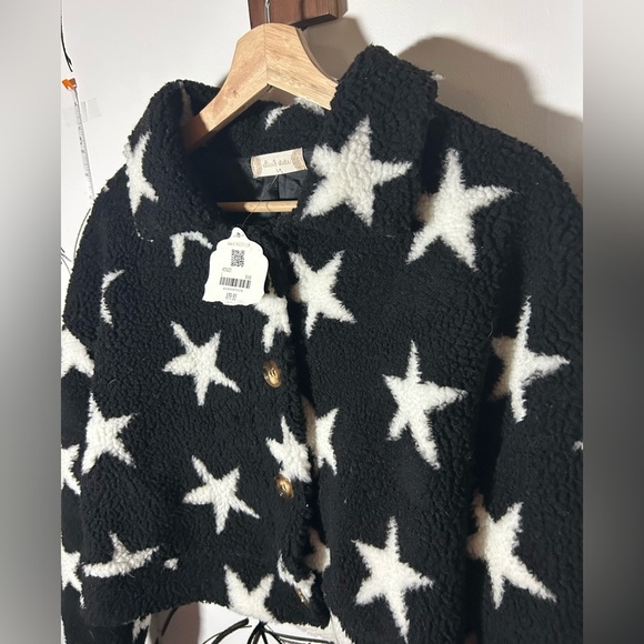 NEW altar’d state Black+White Star Sherpa Cropped Collared Jacket w/Buttons - Picture 4 of 10